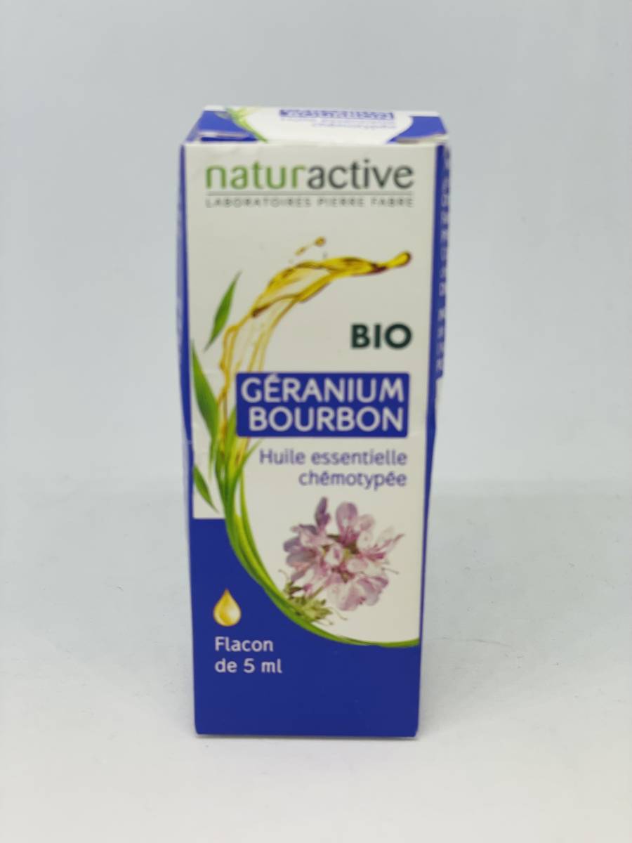 huile essentielle de geranium bourbon en pharmacie